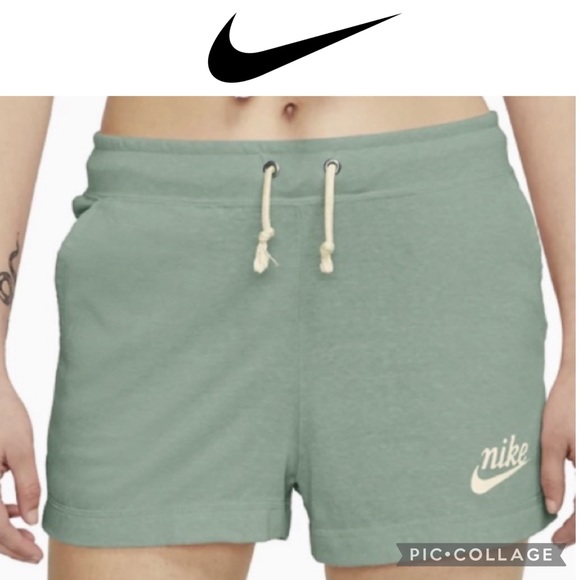Nike Pants - 🔥🔥Nike shorts!